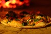 Pečení pizzy v peci TUMA - video